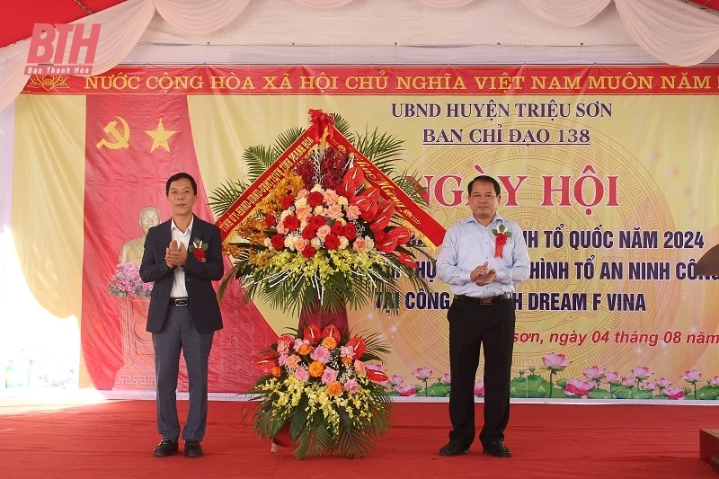 Trưởng Ban Tổ chức Tỉnh ủy Nguyễn Văn Hùng dự “Ngày hội toàn dân bảo vệ an ninh Tổ quốc năm 2024” tại Triệu Sơn