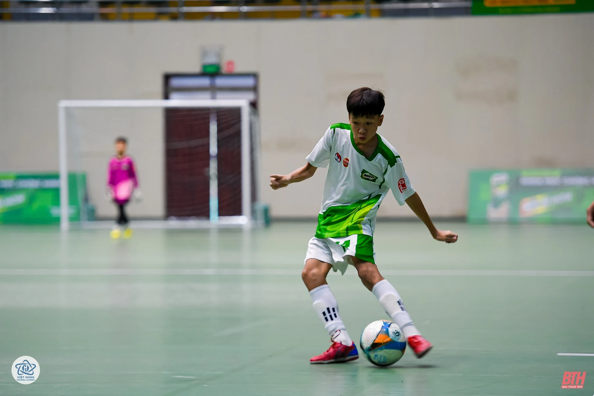 Việt Hùng Thanh Hoá lỡ vé sớm vào tứ kết Giải Bóng đá Nhi đồng toàn quốc