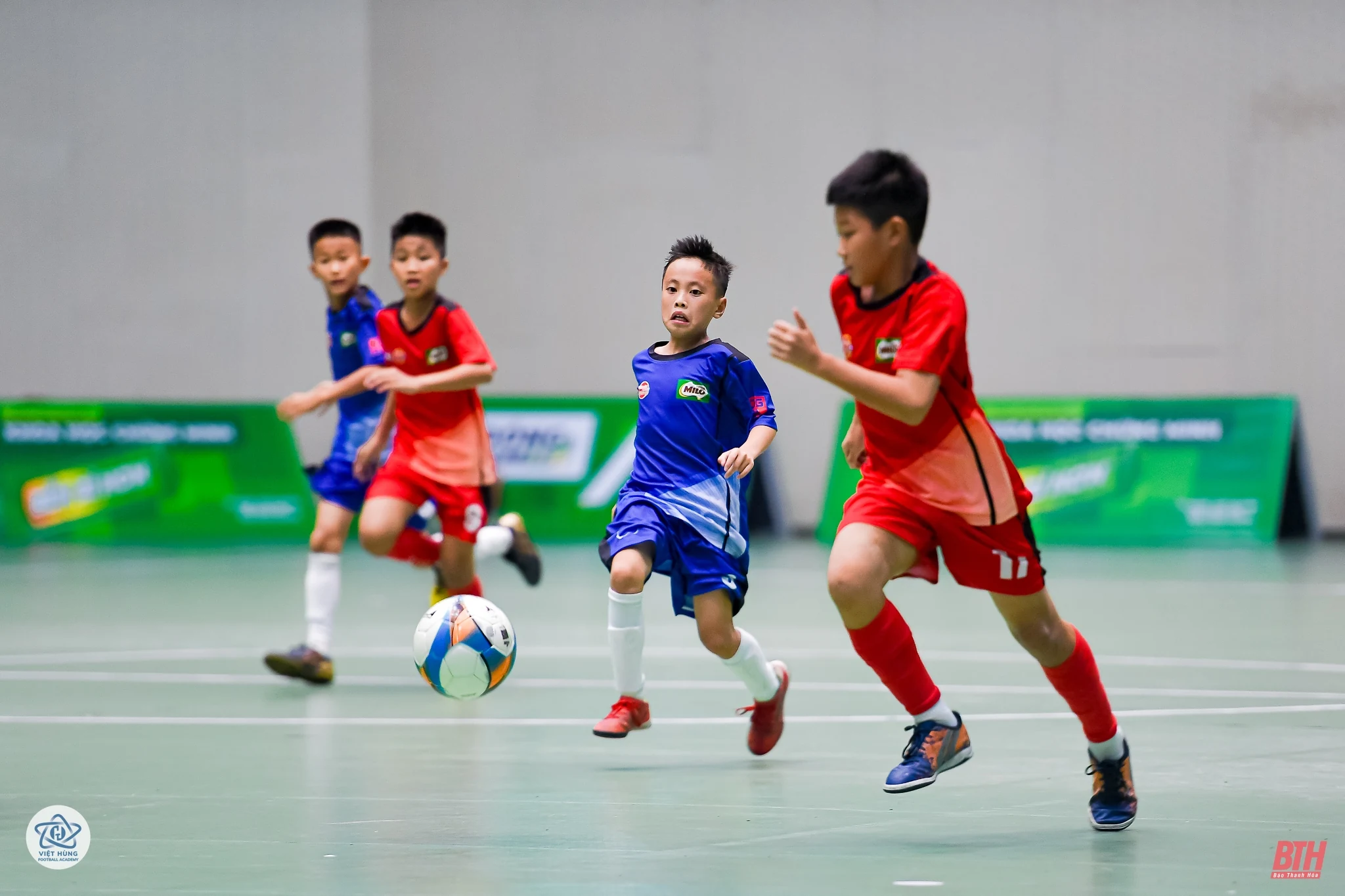 Việt Hùng Thanh Hoá lỡ vé sớm vào tứ kết Giải Bóng đá Nhi đồng toàn quốc