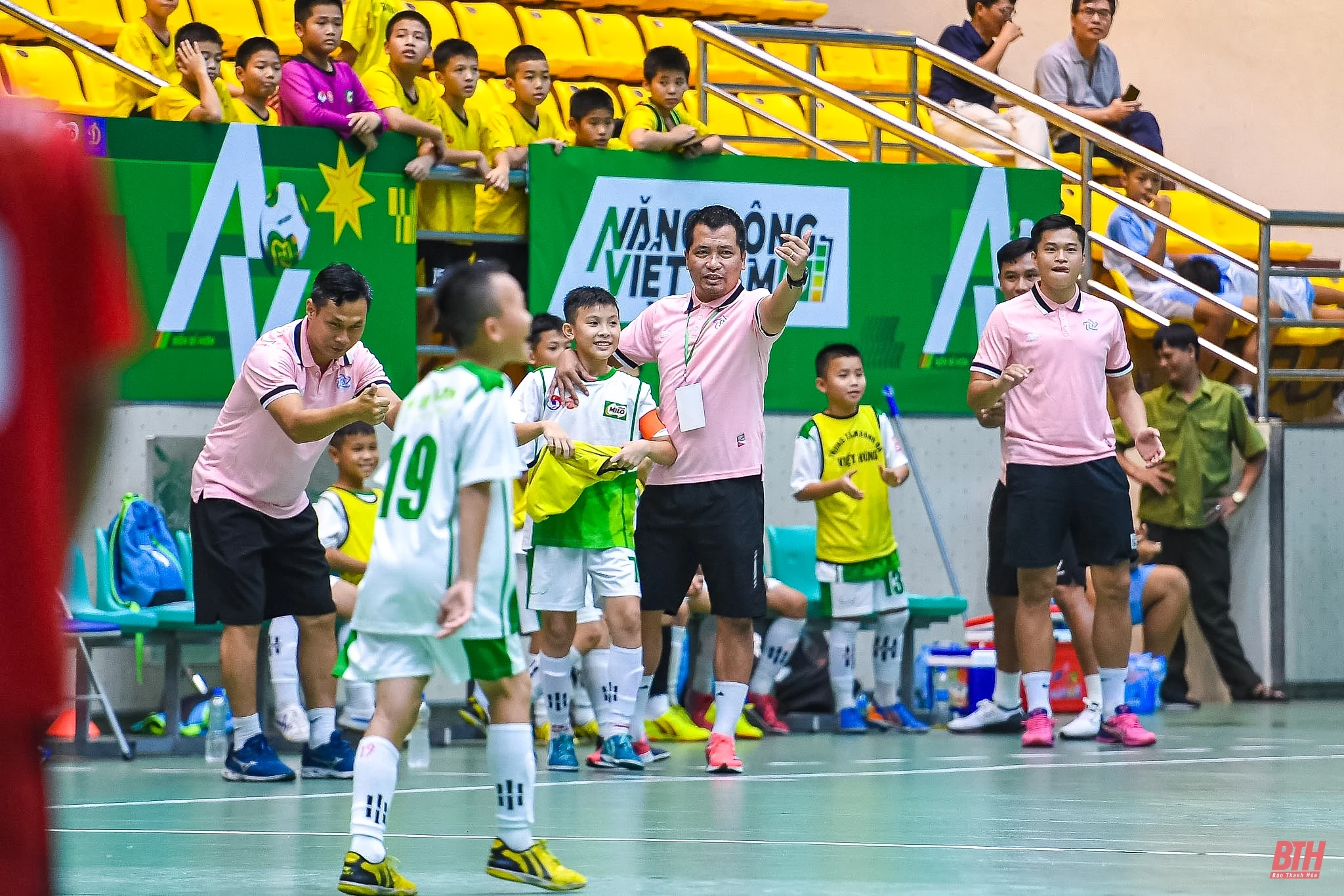 U11 Việt Hùng Thanh Hoá xuất sắc giành vé vào tứ kết giải Bóng đá Nhi đồng toàn quốc 2024