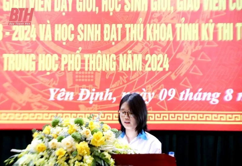 Yên Định: Tuyên dương, khen thưởng 208 giáo viên và học sinh có thành tích cao trong các kỳ thi năm 2024 