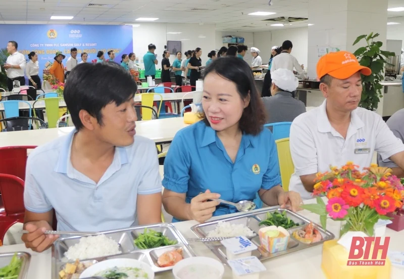 “Bữa cơm Công đoàn” cho hơn 600 công nhân lao động Công ty TNHH FLC SamSon Golf & Resort