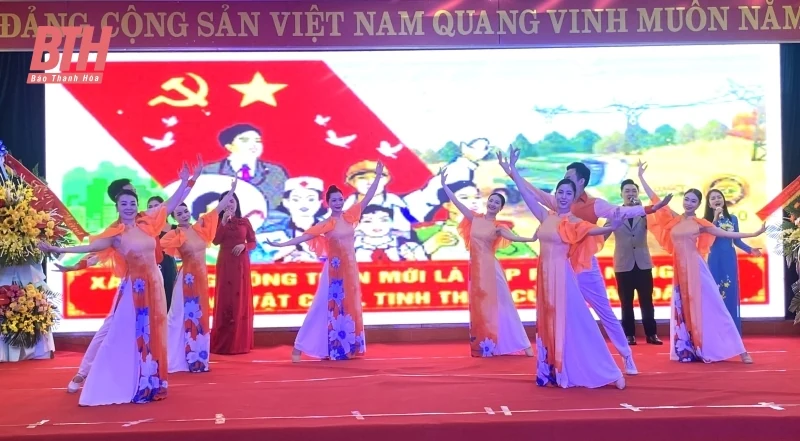 Xã Thiệu Giao đón nhận quyết định công nhận xã đạt chuẩn NTM nâng cao