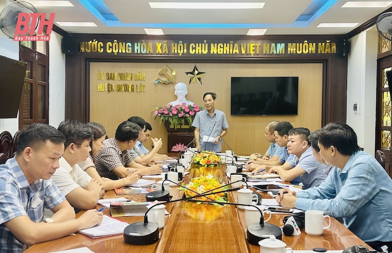 Phó Chủ tịch UBND tỉnh Đầu Thanh Tùng kiểm tra công tác phòng, chống dịch bạch hầu tại huyện Mường Lát