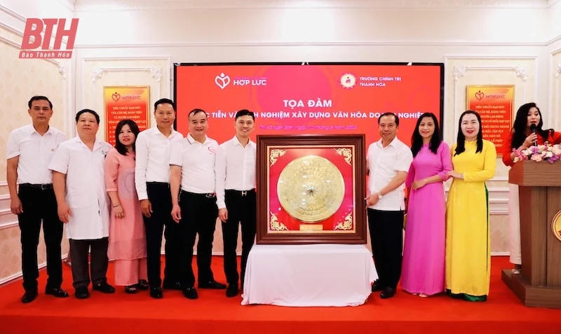 Toạ đàm “Thực tiễn và kinh nghiệm xây dựng văn hoá doanh nghiệp”