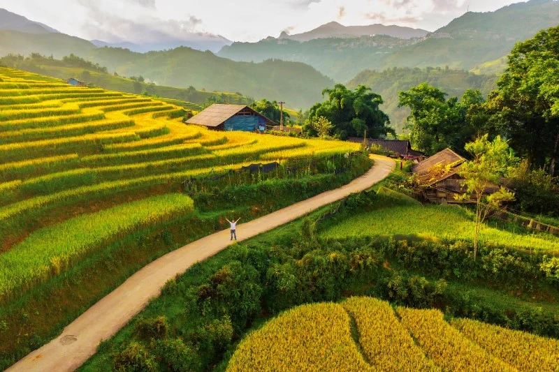 Báo quốc tế trầm trồ trước “bảng màu” đầy mê hoặc của Sa Pa ngày thu