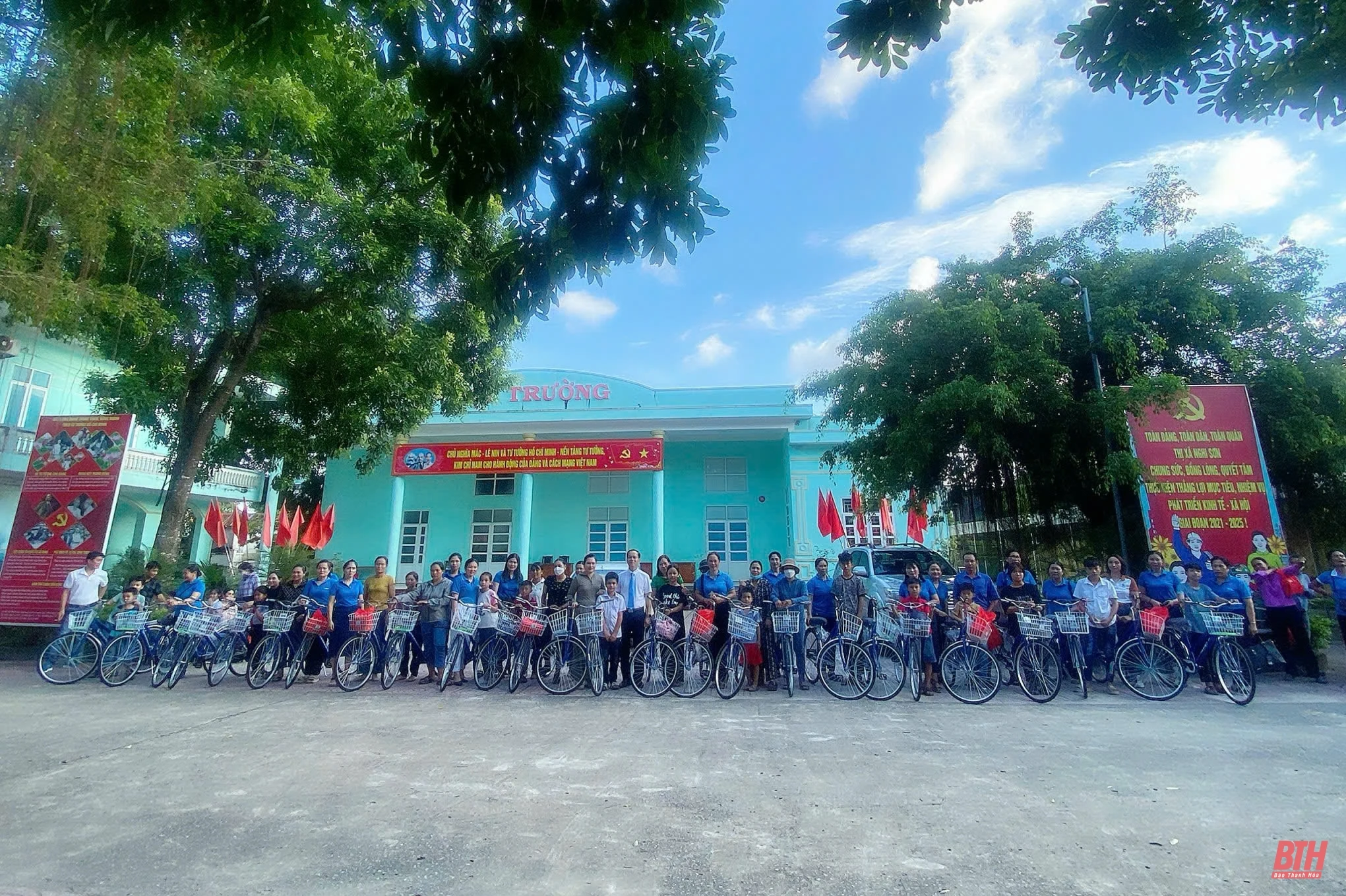 Bảo Việt Nhân thọ Thanh Hóa tổ chức sự kiện tri ân “Hành trình cam kết - Hiện thực ước mơ”