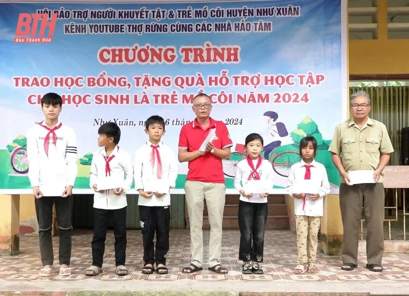 Như Xuân: Trao học bổng, tặng quà hỗ trợ học tập cho 28 link m88 là trẻ mồ côi