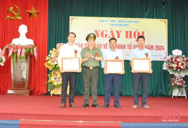 Ngày hội Toàn dân bảo vệ an ninh Tổ quốc” tại xã Cẩm Thạch