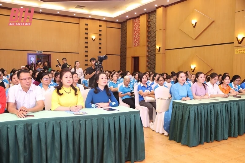 Liên hoan Địa chỉ tin cậy, hỗ trợ xây dựng gia đình hạnh phúc; phòng, chống bạo lực gia đình