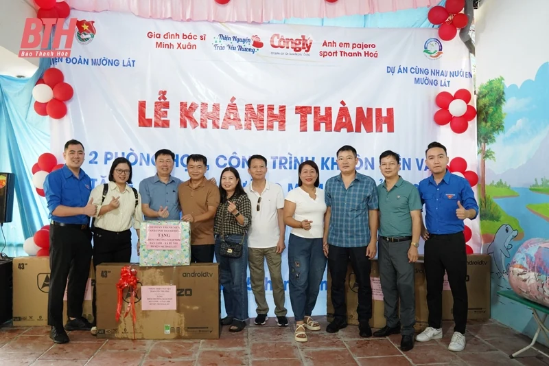 Khánh thành 2 phòng học tại điểm trường Mầm non bản Cơm