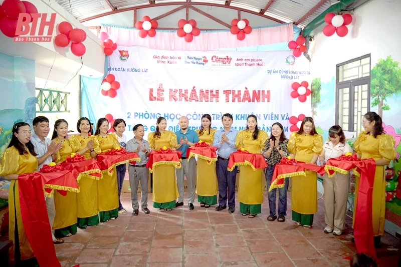 Khánh thành 2 phòng học tại điểm trường Mầm non bản Cơm