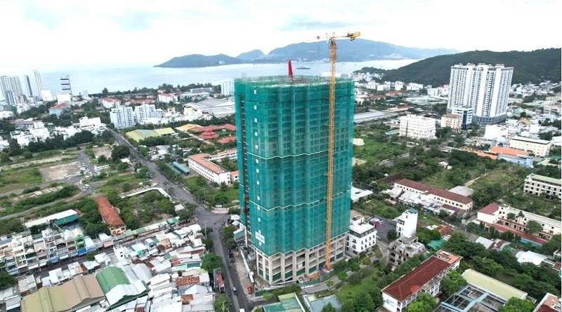 Có nên mua chung cư chưa hoàn thiện không?