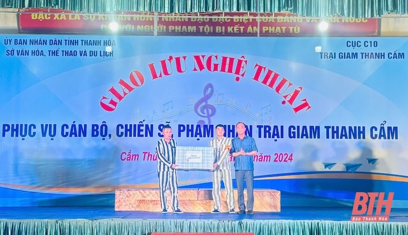 Tập huấn hoạt động văn hoá - thể thao tại Trại giam Thanh Cẩm