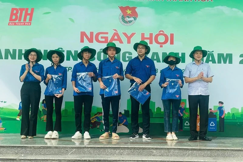 Sôi nổi các hoạt động tại Ngày hội thanh niên sống xanh năm 2024