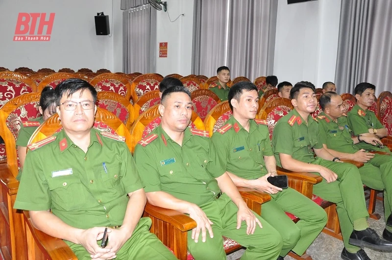 Tập huấn hoạt động văn hoá - thể thao tại Trại giam Thanh Cẩm
