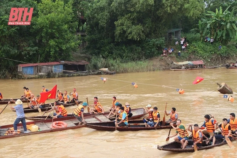 Về thị trấn Quý Lộc xem Lễ kèo nhà cái m88 đua thuyền truyền thống trên sông Mã 