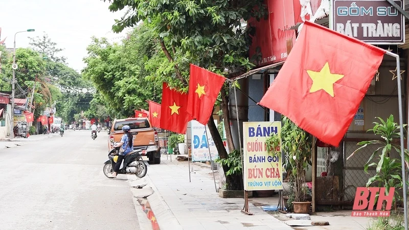 Thị xã Nghi Sơn rực rỡ cờ đỏ sao vàng dịp Quốc khánh 2/9