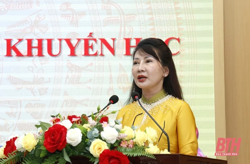 171 học sinh được nhận thưởng từ Quỹ khuyến học Khối Cơ quan và Doanh nghiệp tỉnh