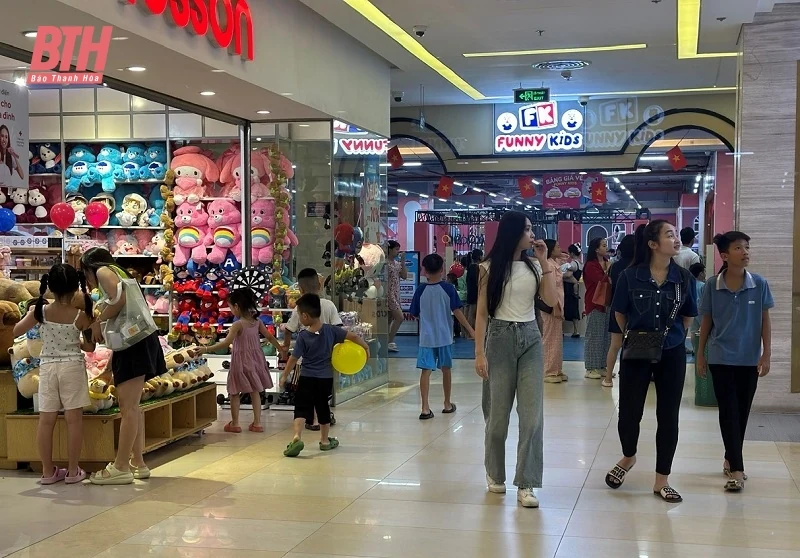 Điểm đến của nhiều người dân trong ngày đầu kỳ nghỉ lễ 2/9 tại TP Thanh Hóa