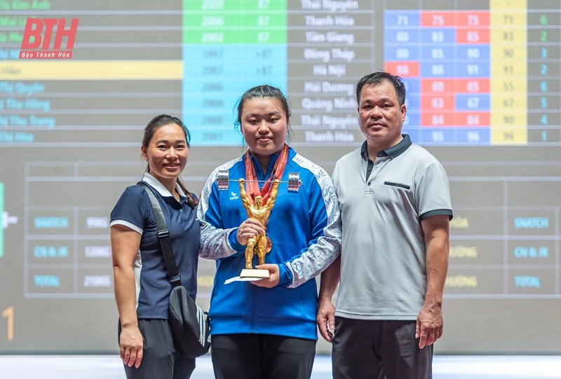 Thanh Hóa xếp thứ ba toàn đoàn tại Giải vô địch Cử tạ CLB quốc gia năm 2024