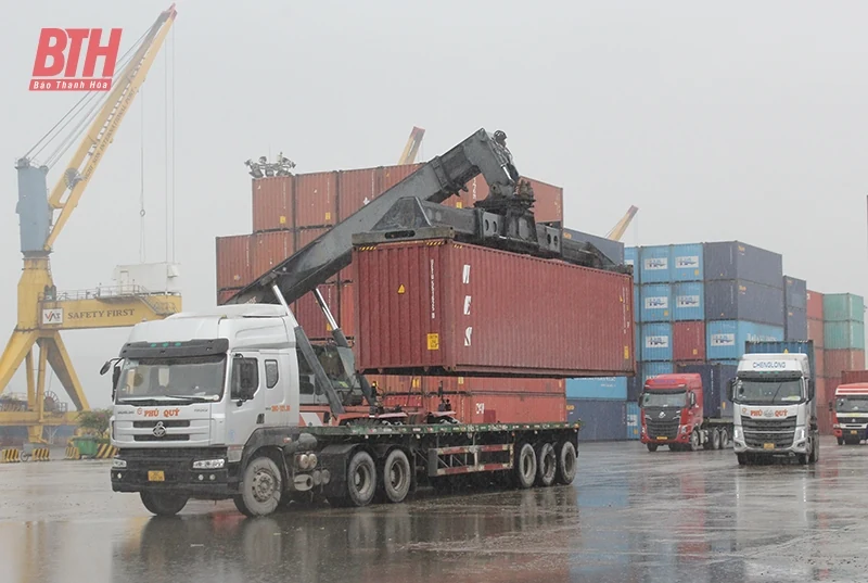 Khởi sắc nhiệm vụ thu ngân sách lĩnh vực hải quan