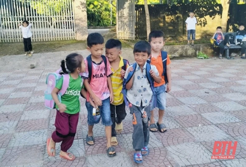 Hơn 900 nghìn học sinh Thanh Hóa hân hoan ngày tựu trường