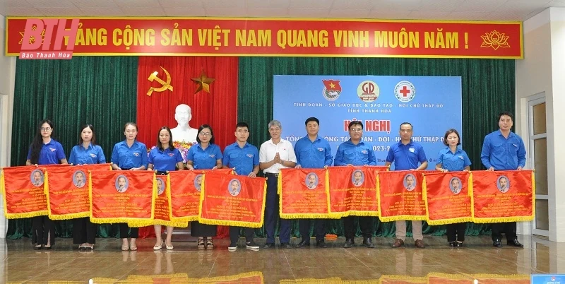 Nâng cao hiệu quả công tác Đoàn – Hội – Đội chữ thập đỏ khối trường dang nhap m88
