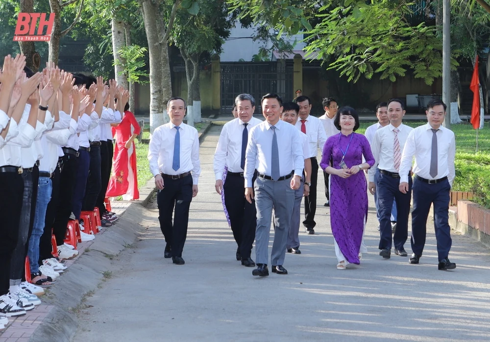 Bí thư Tỉnh ủy Đỗ Trọng Hưng dự lễ khai giảng năm học mới 2024-2025 tại Trường THPT Lê Lợi