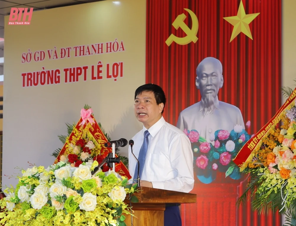 Bí thư Tỉnh ủy Đỗ Trọng Hưng dự lễ khai giảng năm học mới 2024-2025 tại Trường THPT Lê Lợi