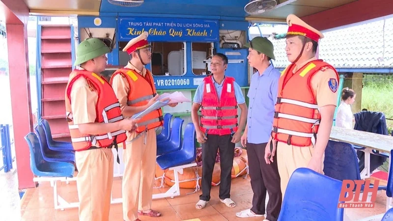 Lực lượng công an sẵn sàng giúp dân phòng chống bão số 3