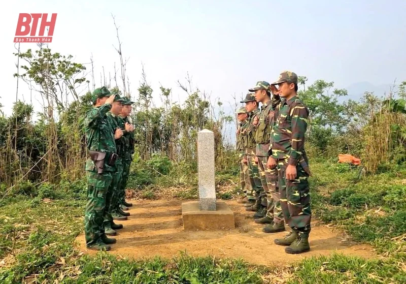 Tuần tra bảo vệ an ninh biên giới dịp lễ Quốc khánh trên biên giới Việt - Lào
