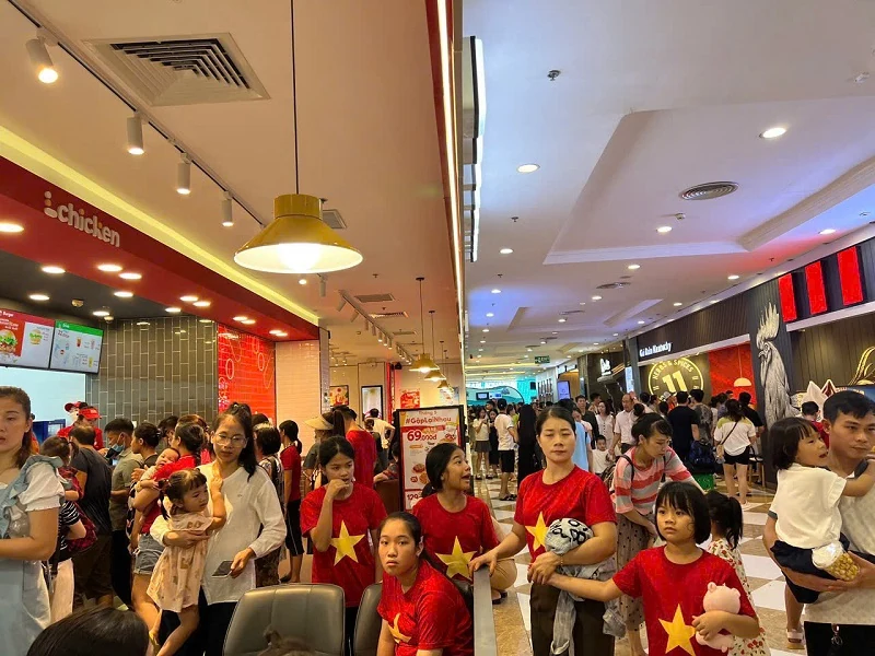 Hơn 3 triệu lượt khách chọn TTTM Vincom vui chơi, mua sắm dịp Quốc Khánh
