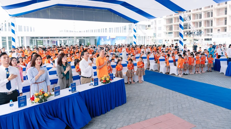 Lễ khai giảng đầu tiên với chủ đề “Trải nghiệm thế giới thông minh” của FPT School Thanh Hoá