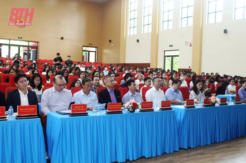 Kết nối với các vườn ươm, làng đổi mới sáng tạo, startup, SME, hợp tác xã, làng nghề trên cả nước
