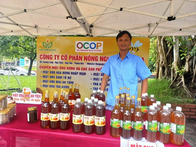Triển lãm “TECHFEST đổi mới sáng tạo mở Trường Đại học Hồng Đức”
