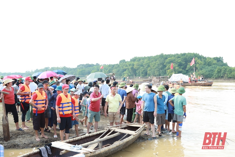 Nét đẹp văn hóa trong lễ hội đua thuyền truyền thống ở Vĩnh Lộc