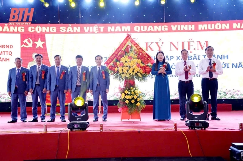 Bãi Trành kỷ niệm 20 năm thành lập và đón nhận xã đạt chuẩn cá cược bóng đá m88 nâng cao