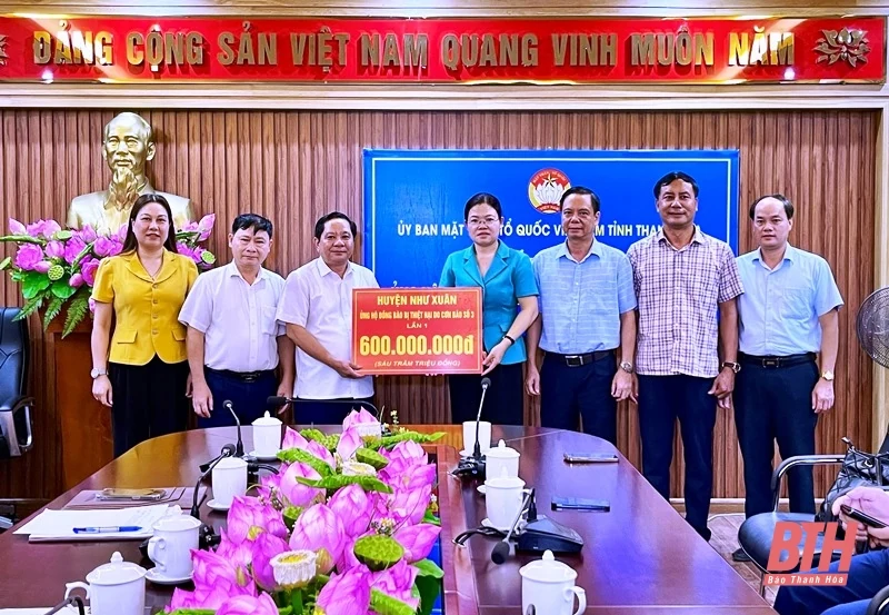 Ủy ban MTTQ m88 the thao tiếp nhận ủng hộ đồng bào bị thiệt hại do bão số 3
