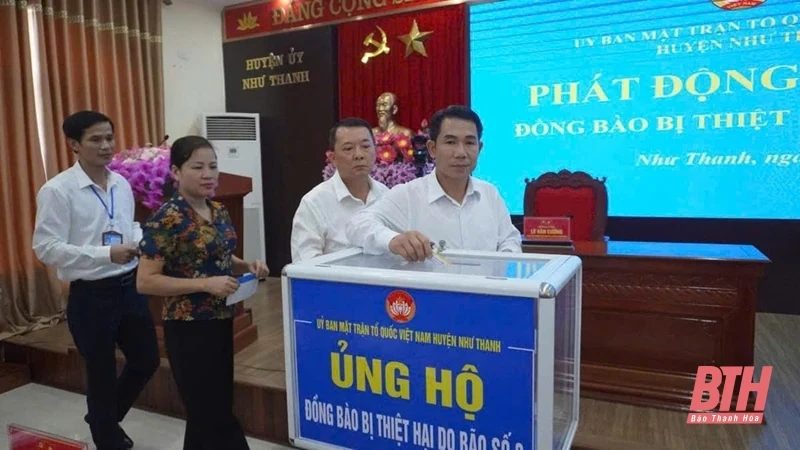 Các huyện Như Thanh, Nông Cống và TP Sầm Sơn quyên góp ủng hộ đồng bào vùng lũ
