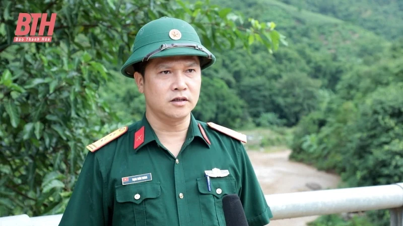 Ấm tình quân - dân những ngày mưa bão ở miền biên viễn