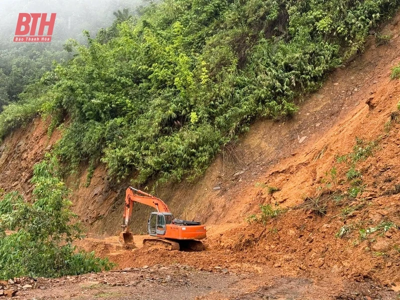 Sau bão, nhiều tuyến giao thông trên địa bàn Mường Lát bị ảnh hưởng 