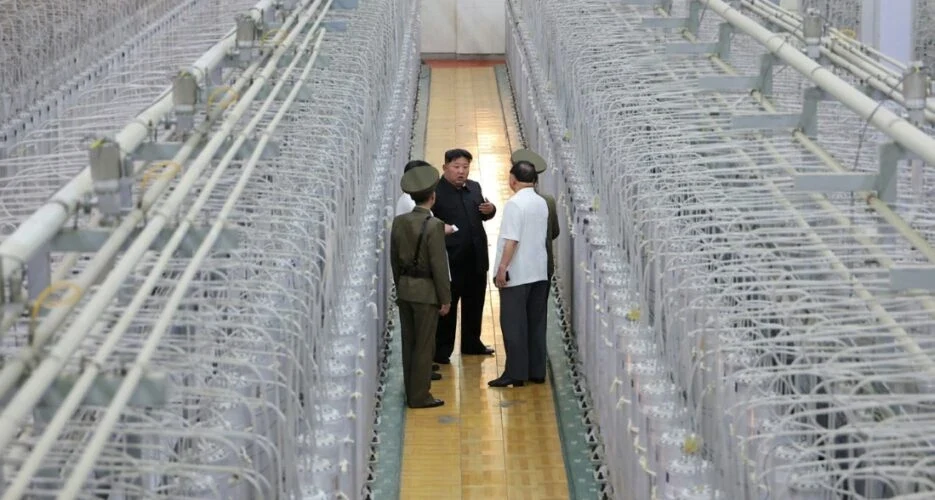 Triều Tiên lần đầu tiên công khai một cơ sở làm giàu uranium