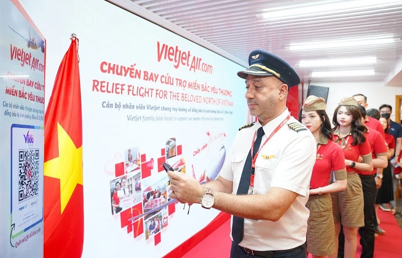 Vietjet hướng về miền Bắc yêu thương