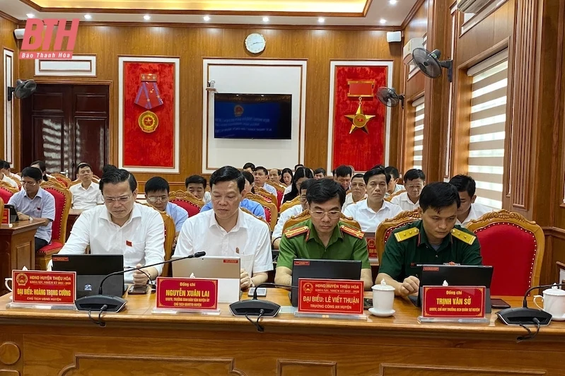 HĐND huyện Thiệu Hoá thông qua 10 nghị quyết về đầu tư công