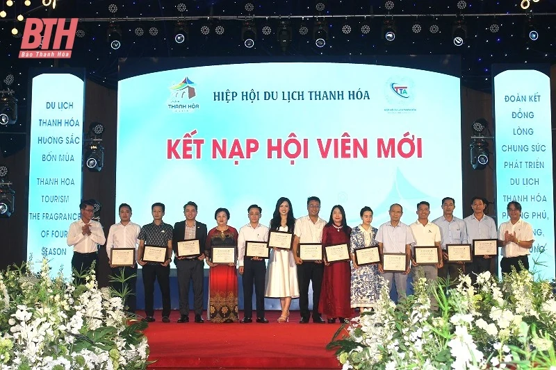 Ra mắt tân Chủ tịch và các ban của Hiệp hội Du lịch tỉnh Thanh Hóa