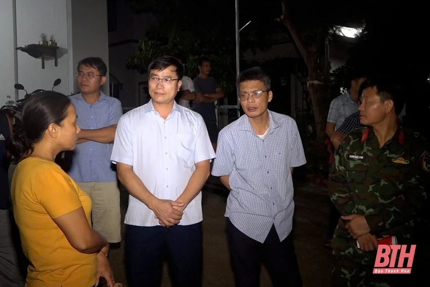 Lũ trên sông Bưởi đang rút chậm