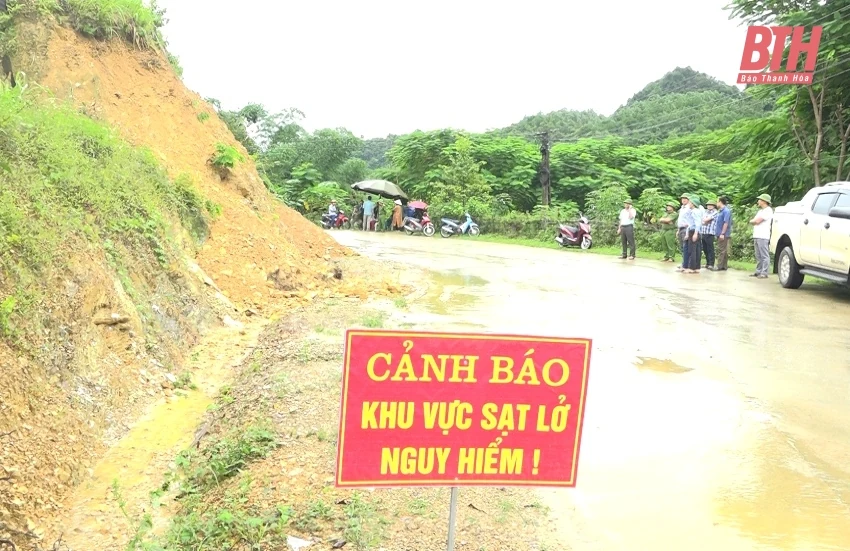 Chung tay vượt lũ...