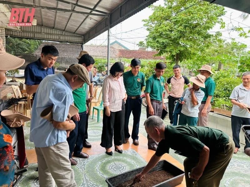 Đoàn đối tác viện trợ Dự án và Ban Quản lý Dự án xử lý rác thải Trung ương Hội Nông dân Việt Nam thăm và làm việc tại Thanh Hóa