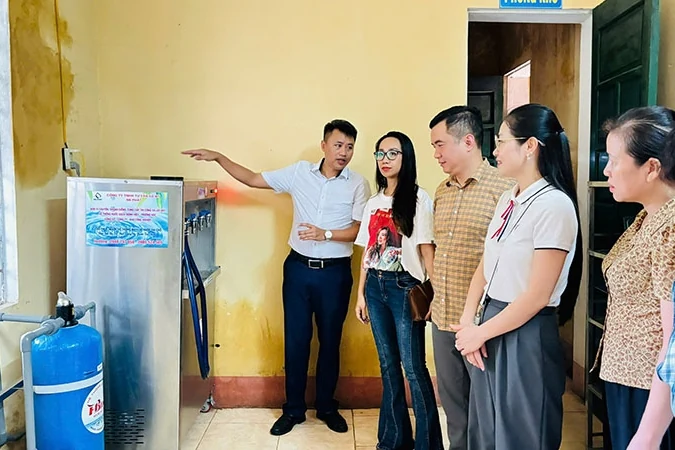 Trao tặng công trình nước sạch cho Trường Mầm non Yên Lạc (Như m88 the thao)